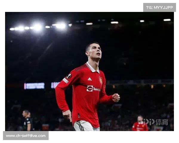 曼联壁纸，穿越时空的俱乐部印记